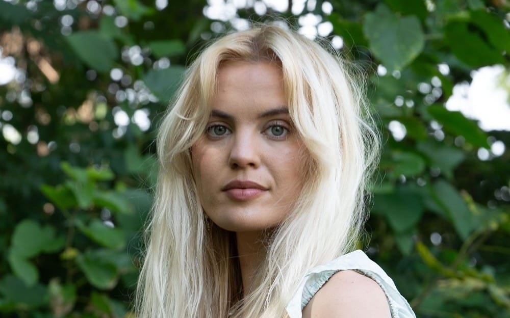 Zandi Holup is More Than You Can Handle